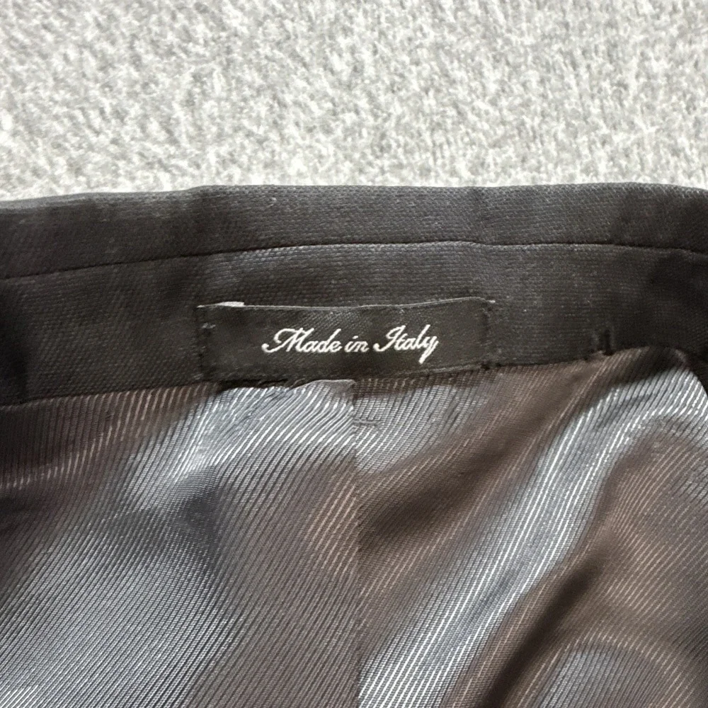 EGARA Black Slim Fit 2pc Worsted Wool Suit Made in Italy 39R/39W